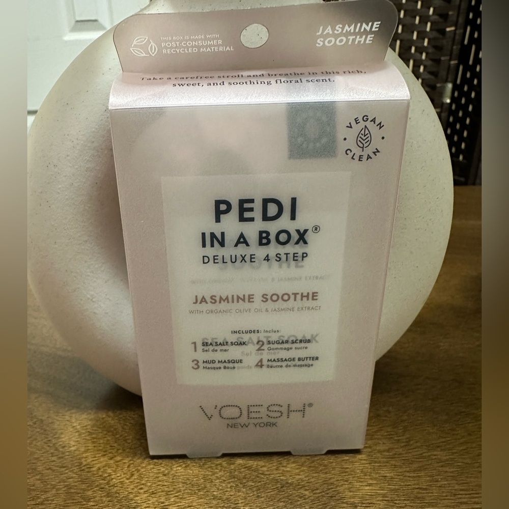 Voesh Pedi in a Box Deluxe 4 Step - Picture 4 of 5